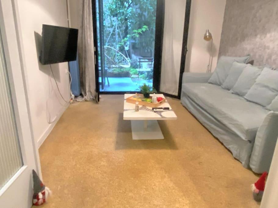 Downtown Apt With Garden In Plaka Διαμέρισμα Αθήνα Εξωτερικό φωτογραφία
